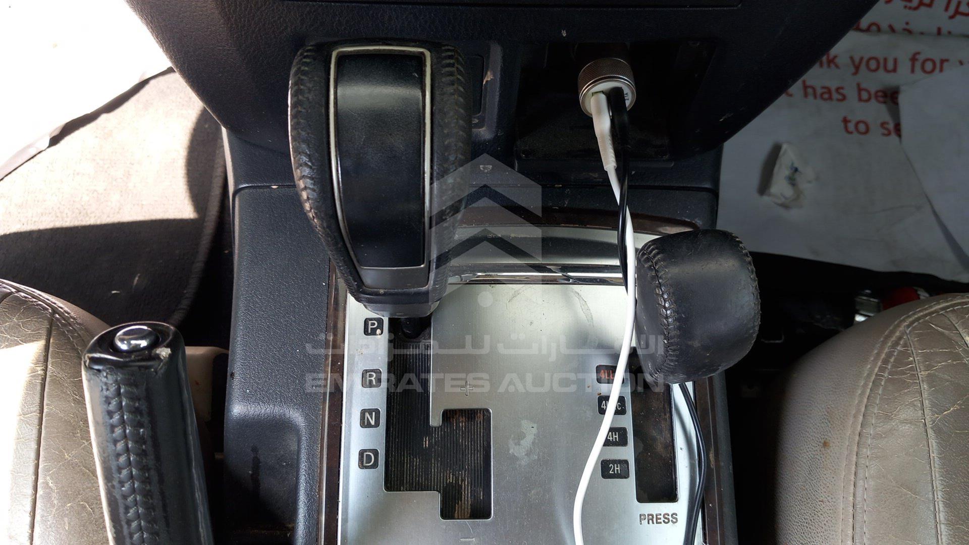 2009 MITSUBISHI PAJERO VIN: JMYLRV93W9J708703