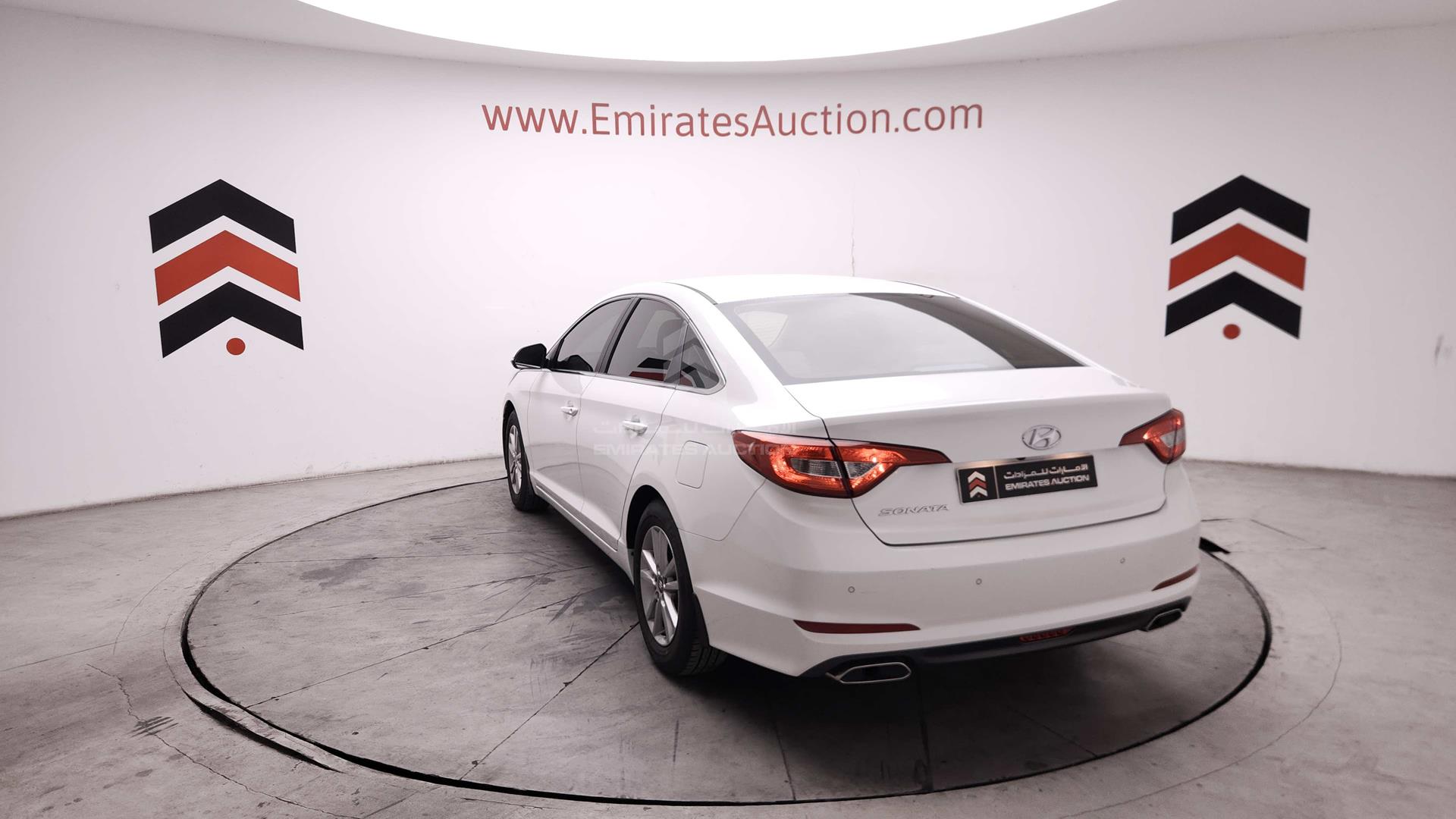 2017 HYUNDAI SONATA VIN: KMHE241G1HA289135