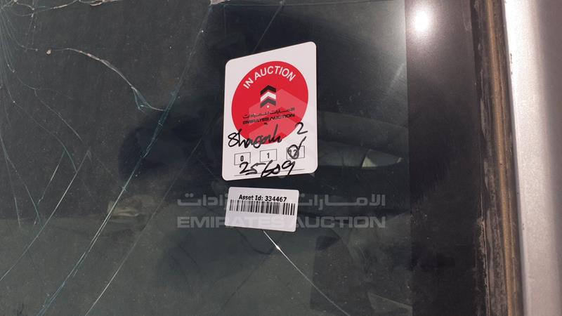 JN1CC13C76T003133 Auction: EmiratesAuction Lot: 409145 JN1CC13C76T003133 Nissan 2006 SILVER Photo 24