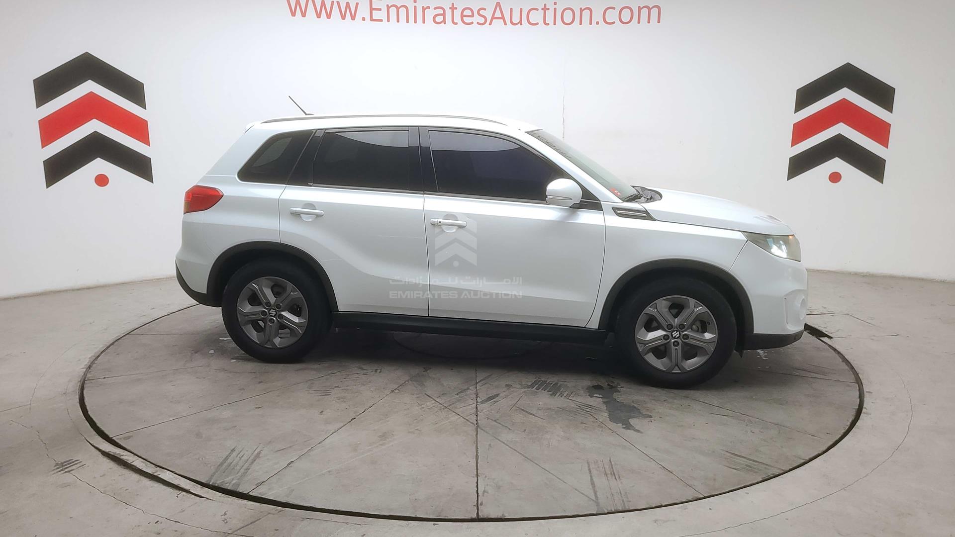 2018 SUZUKI VITARA VIN: TSMYD2A2XJM519149