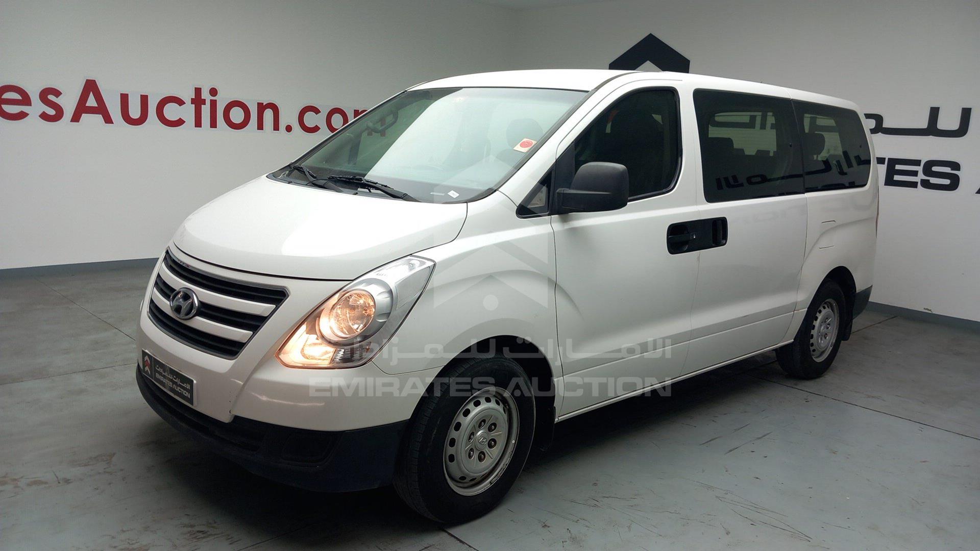 2017 HYUNDAI H1 VIN: KMJWA37R7HU866337