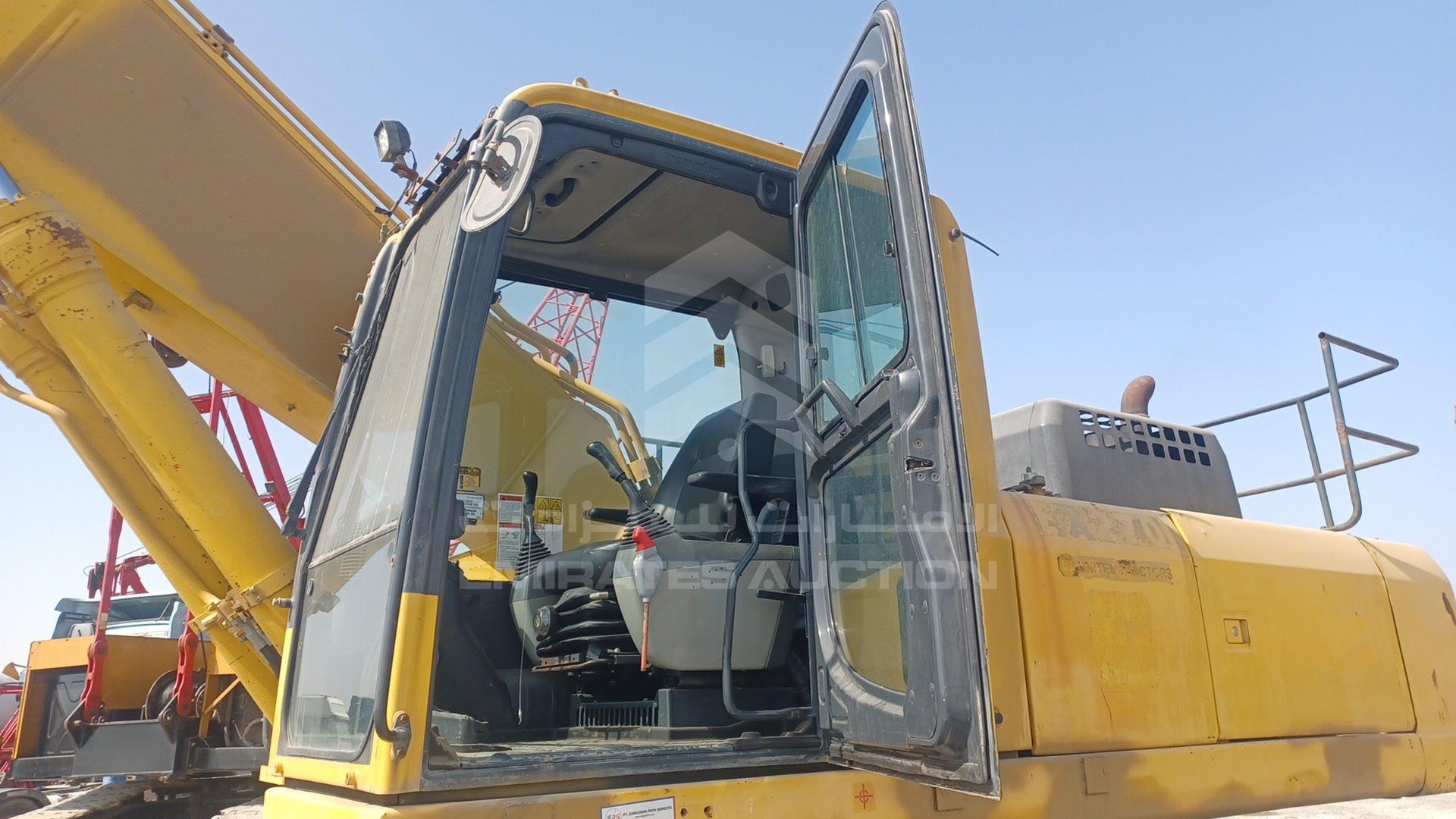 2018 KOMATSU PC400LC VIN: KMTPC196HJXJ31237