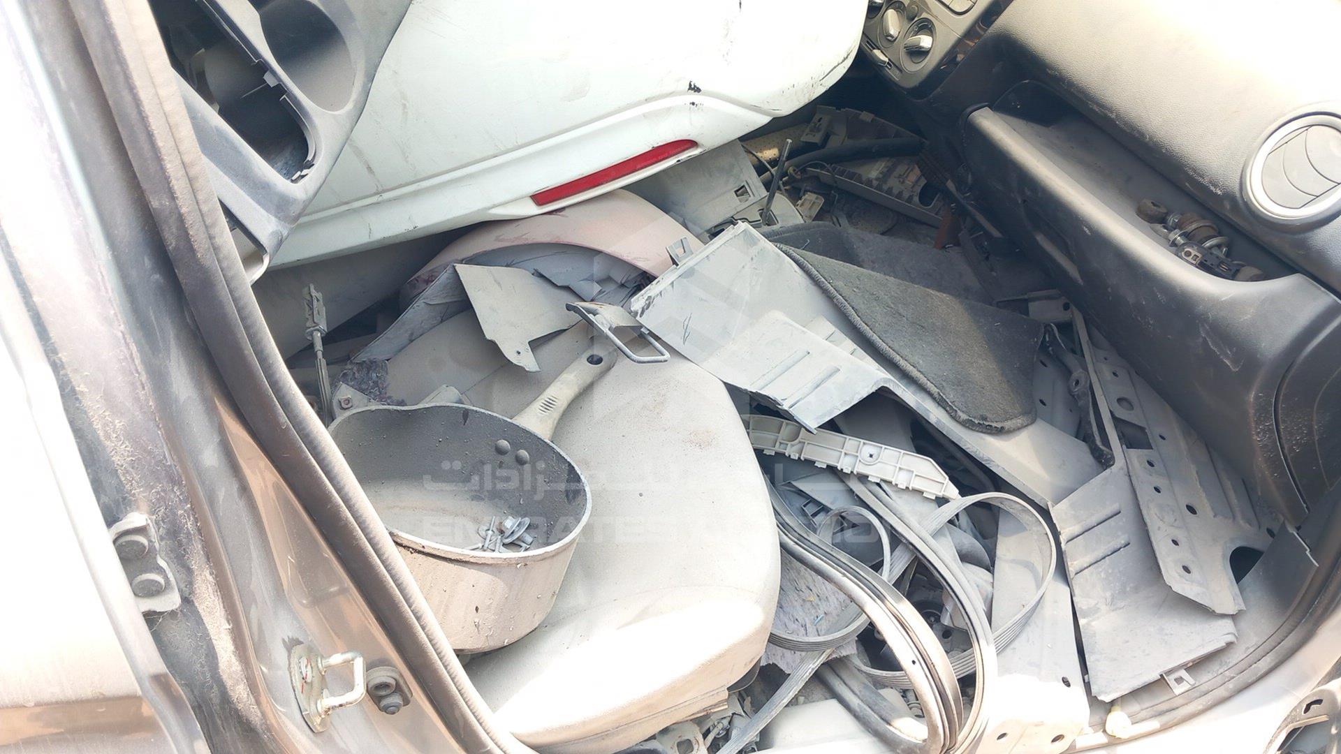 0 MITSUBISHI --- VIN: MMDAFT6J5MH008852