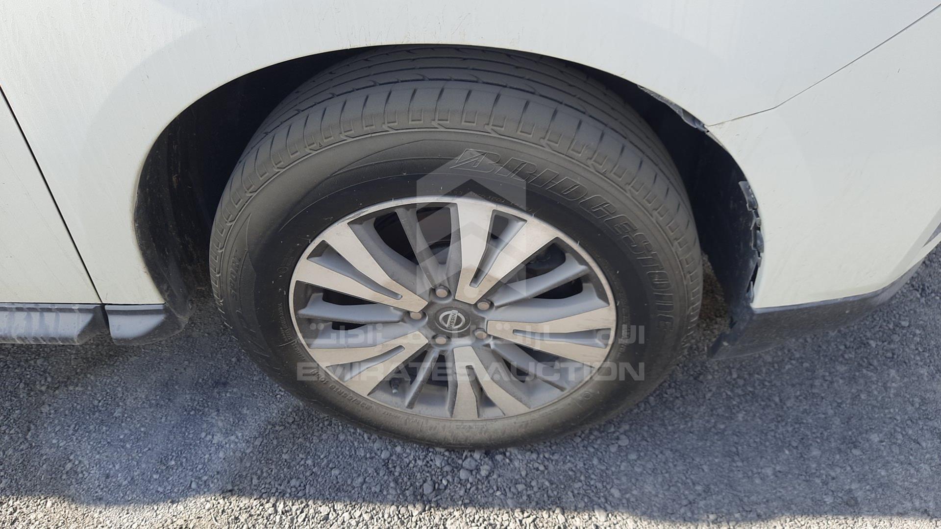 2018 NISSAN PATHFINDER VIN: 5N1DR2M53JC600581