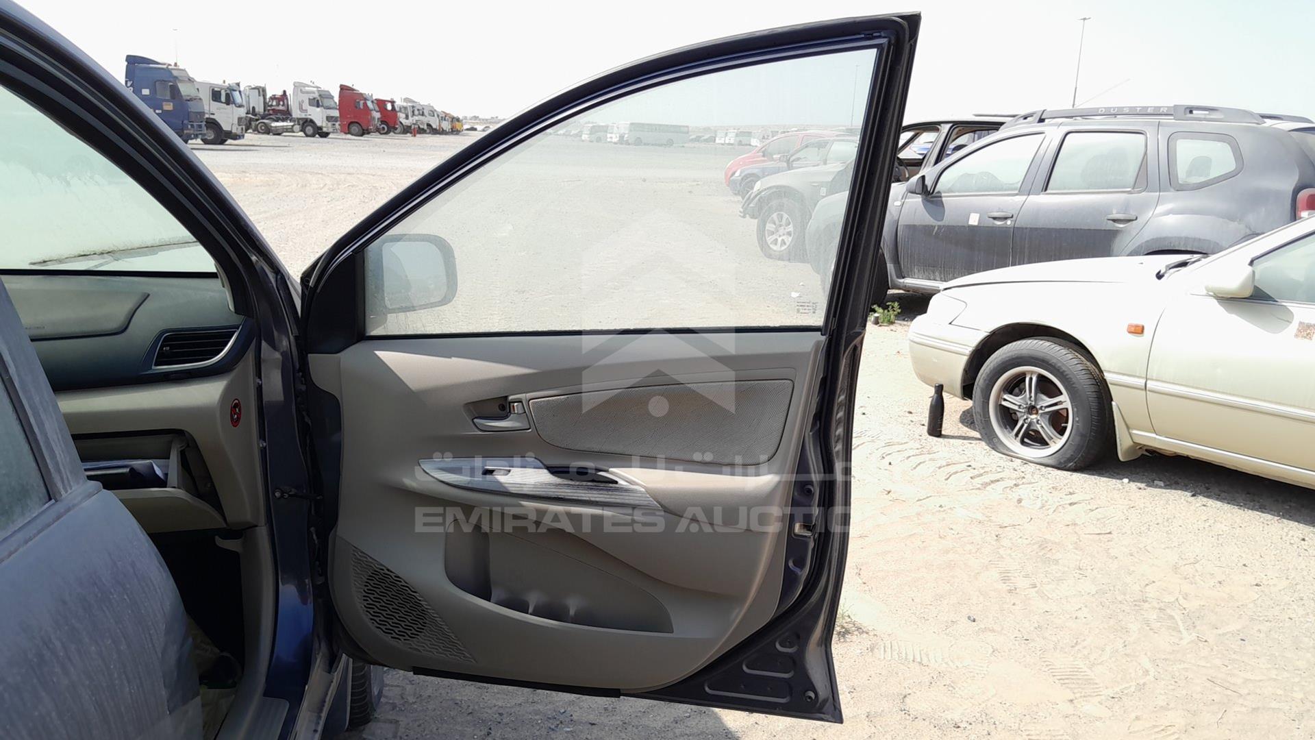 2015 TOYOTA AVANZA VIN: MHKMC13FXFK010780