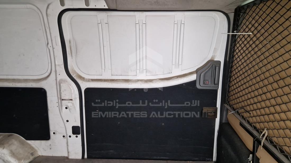 2014 Nissan Urvan — Rear Left Door — Photo 13