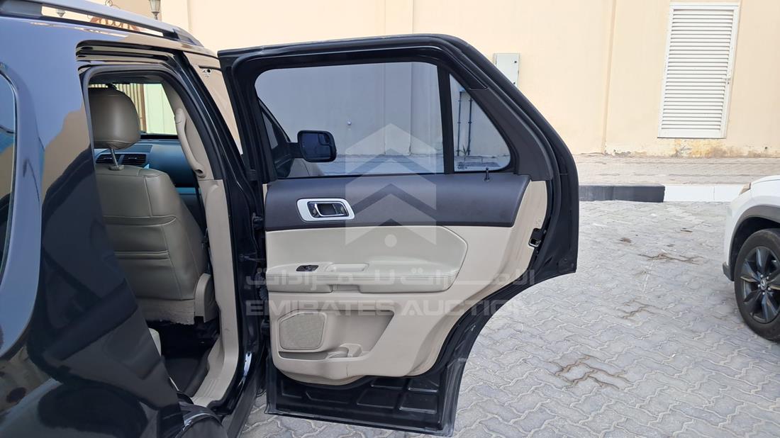 2015 Ford Explorer — Rear Right Door — Photo 25