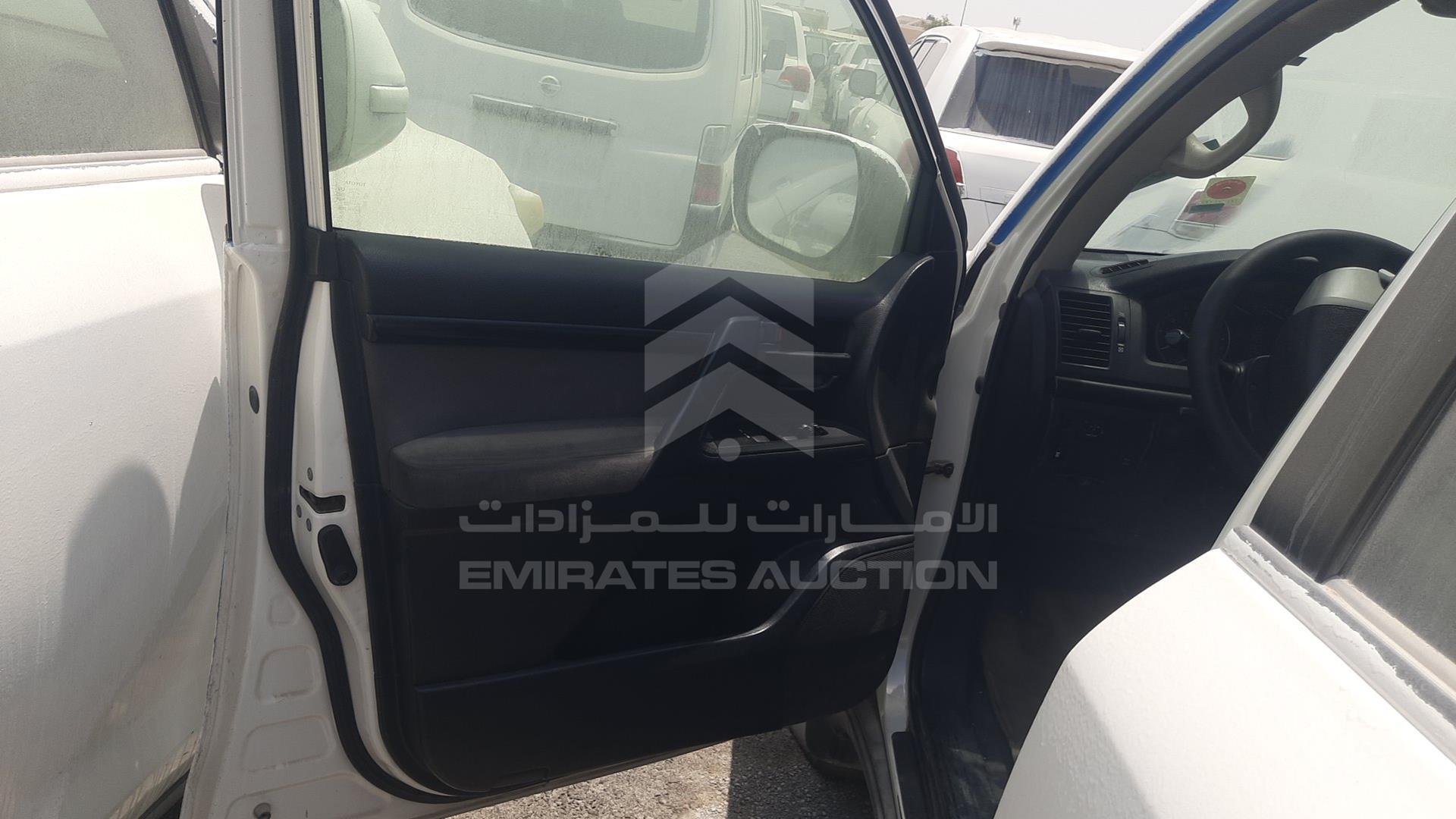 2012 TOYOTA LAND CRUISER VIN: JTMDU09J4C5056175
