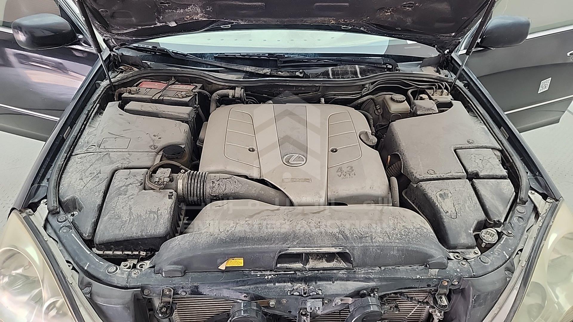 2001 LEXUS LS 430 VIN: JTHBN30F910017640