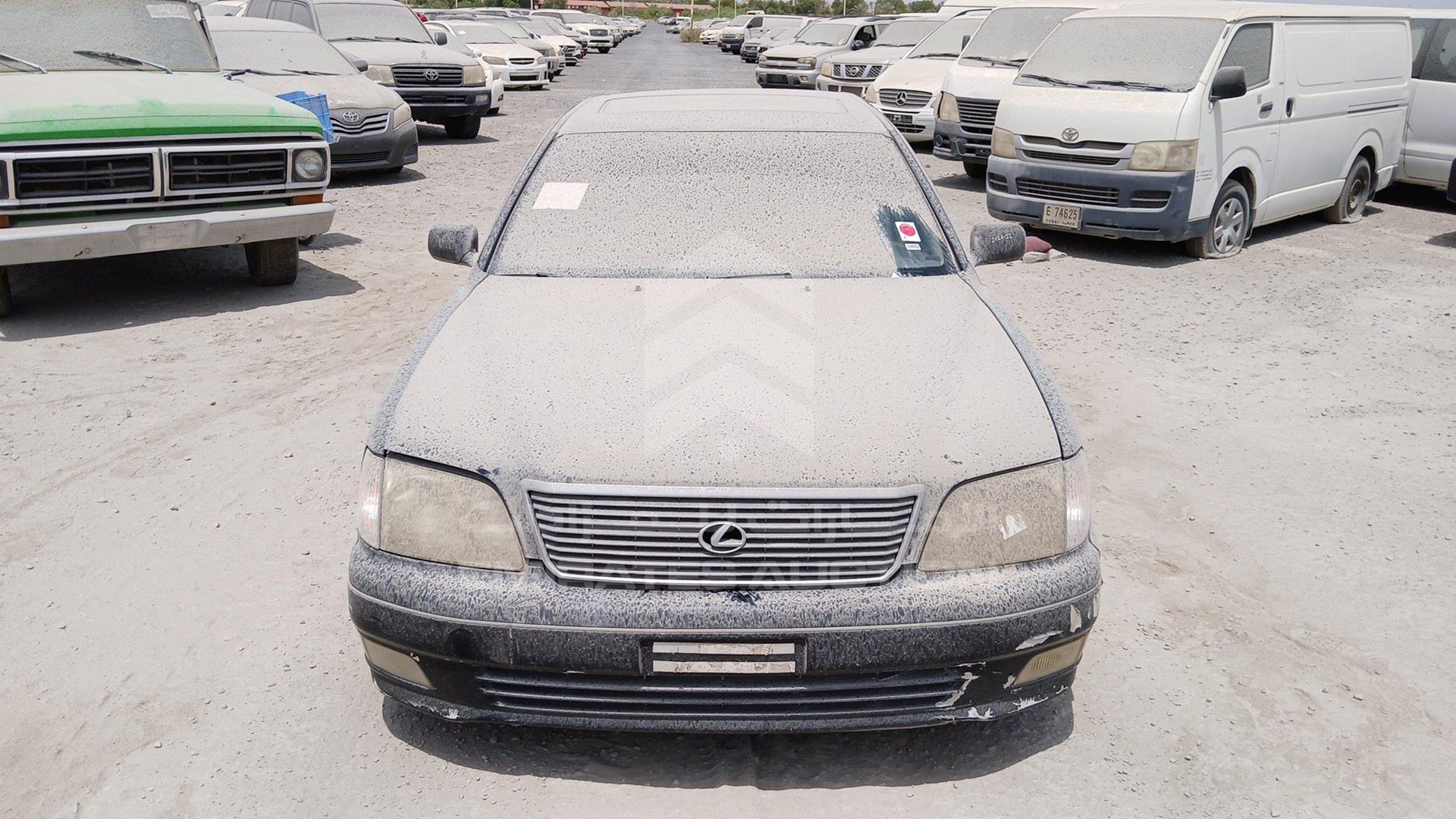 2000 LEXUS LS400 VIN: JT8BH28F0Y0176465