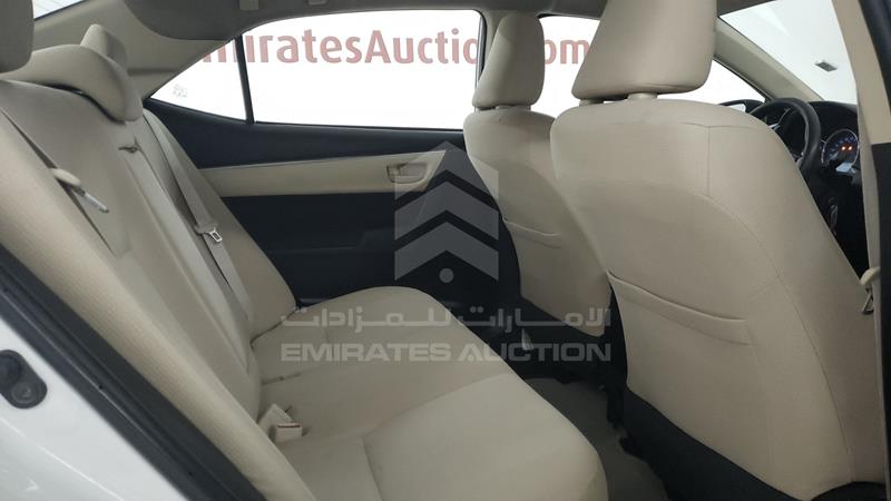 RKLBB9HE3J5206184 Auction: EmiratesAuction Lot: 435375 RKLBB9HE3J5206184 Toyota Corolla 2018 WHITE Photo 21