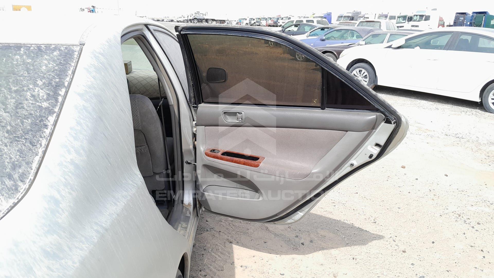 2004 TOYOTA CAMRY VIN: 4T1BE32K34U284373
