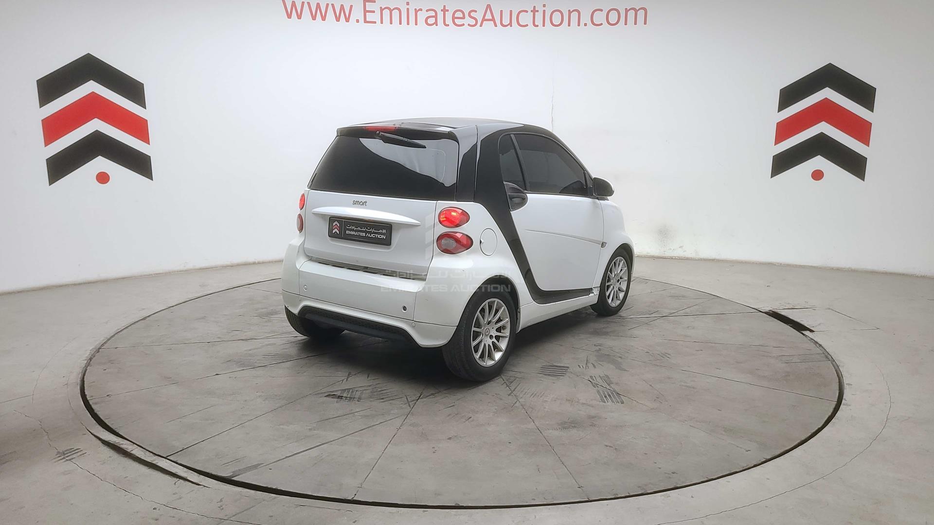 2014 SMART FORTWO VIN: WMEEJ3BA9EK739570