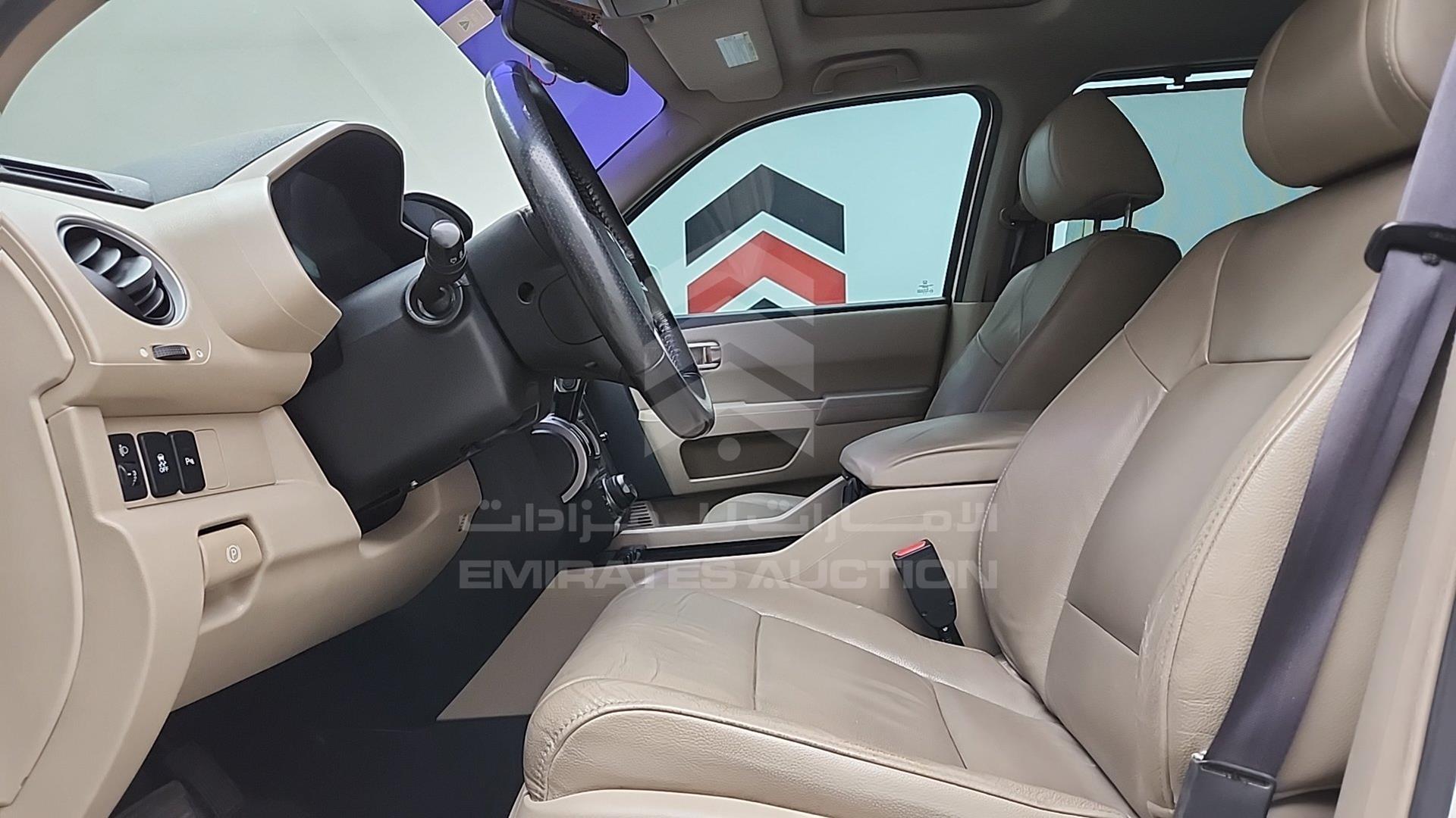 2015 HONDA PILOT VIN: 5FNYF4881FB701658