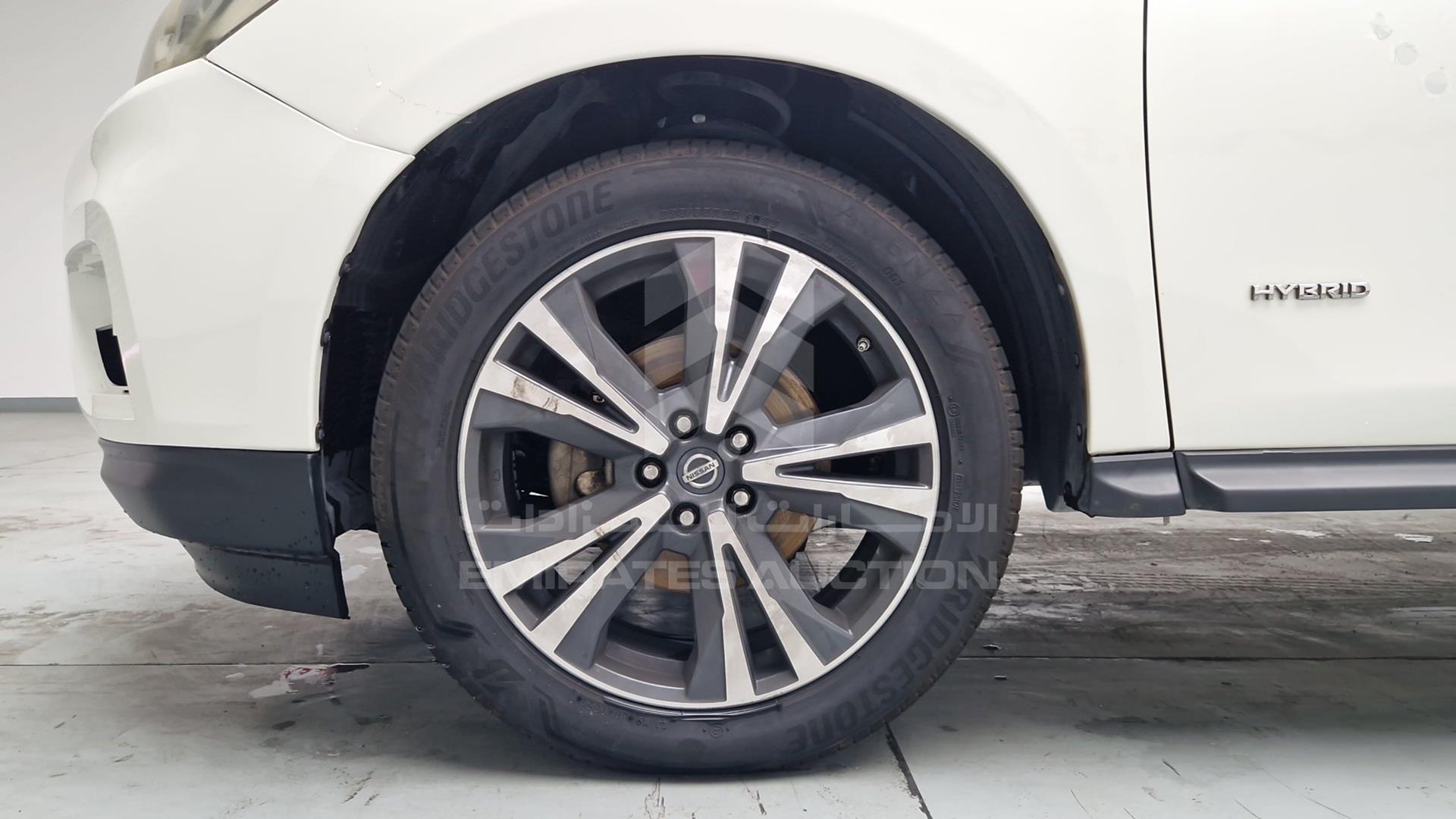 2019 NISSAN PATHFINDER VIN: 5N1CR2M81KC579060