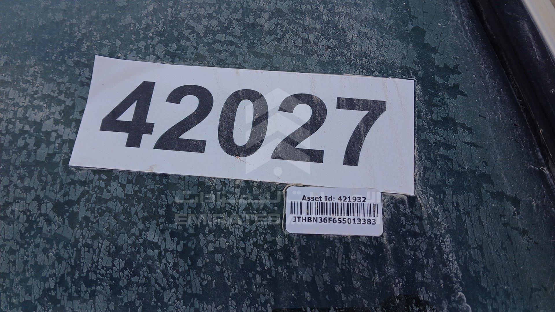 2005 LEXUS LS 430 VIN: JTHBN36F655013383