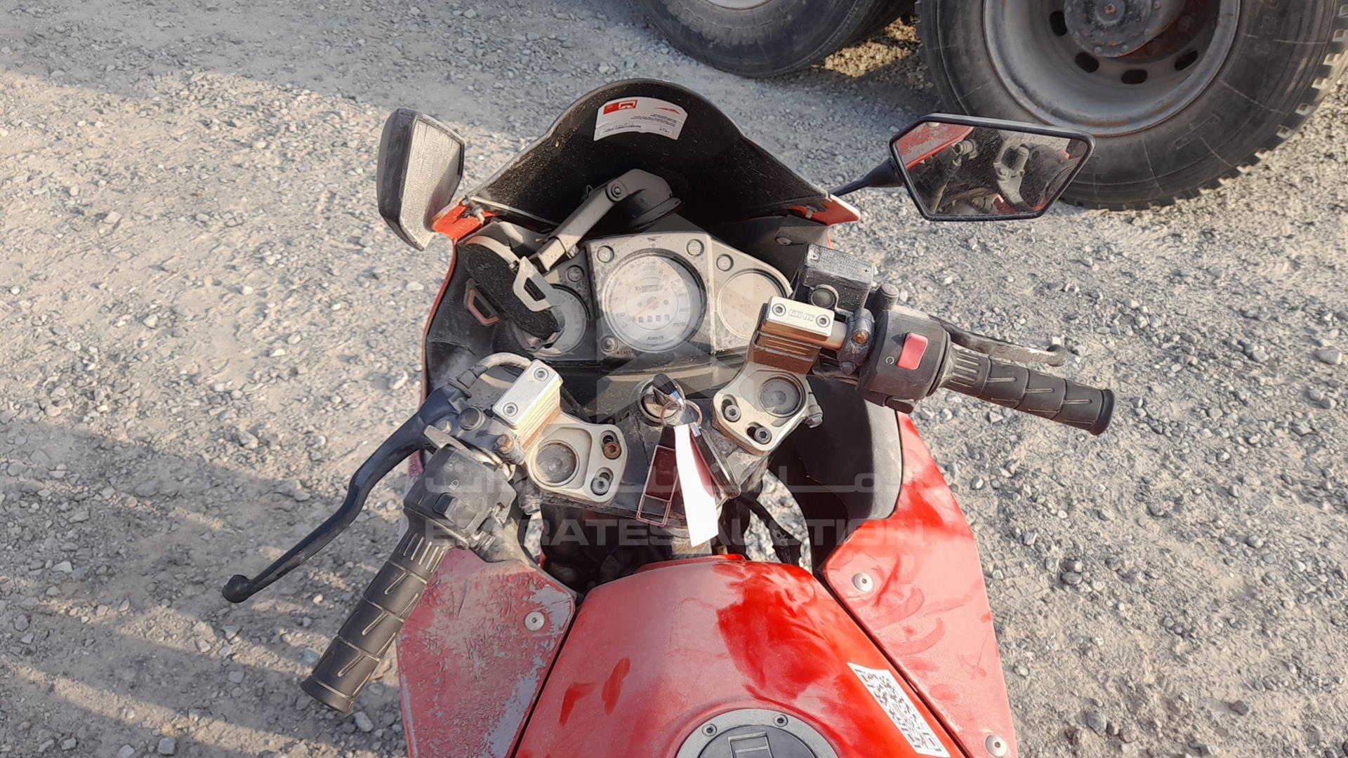 2012 KAWASAKI NINJA VIN: JKAEXMJ12CDAB0390