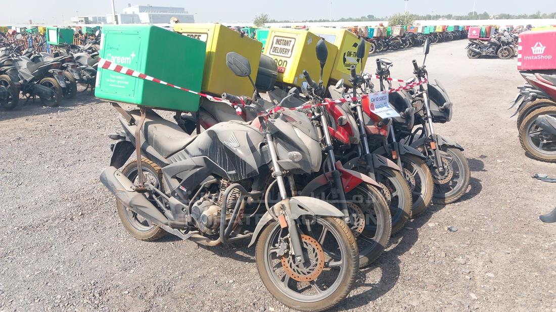 5 Motorbikes — Front Right Angle — Photo 11