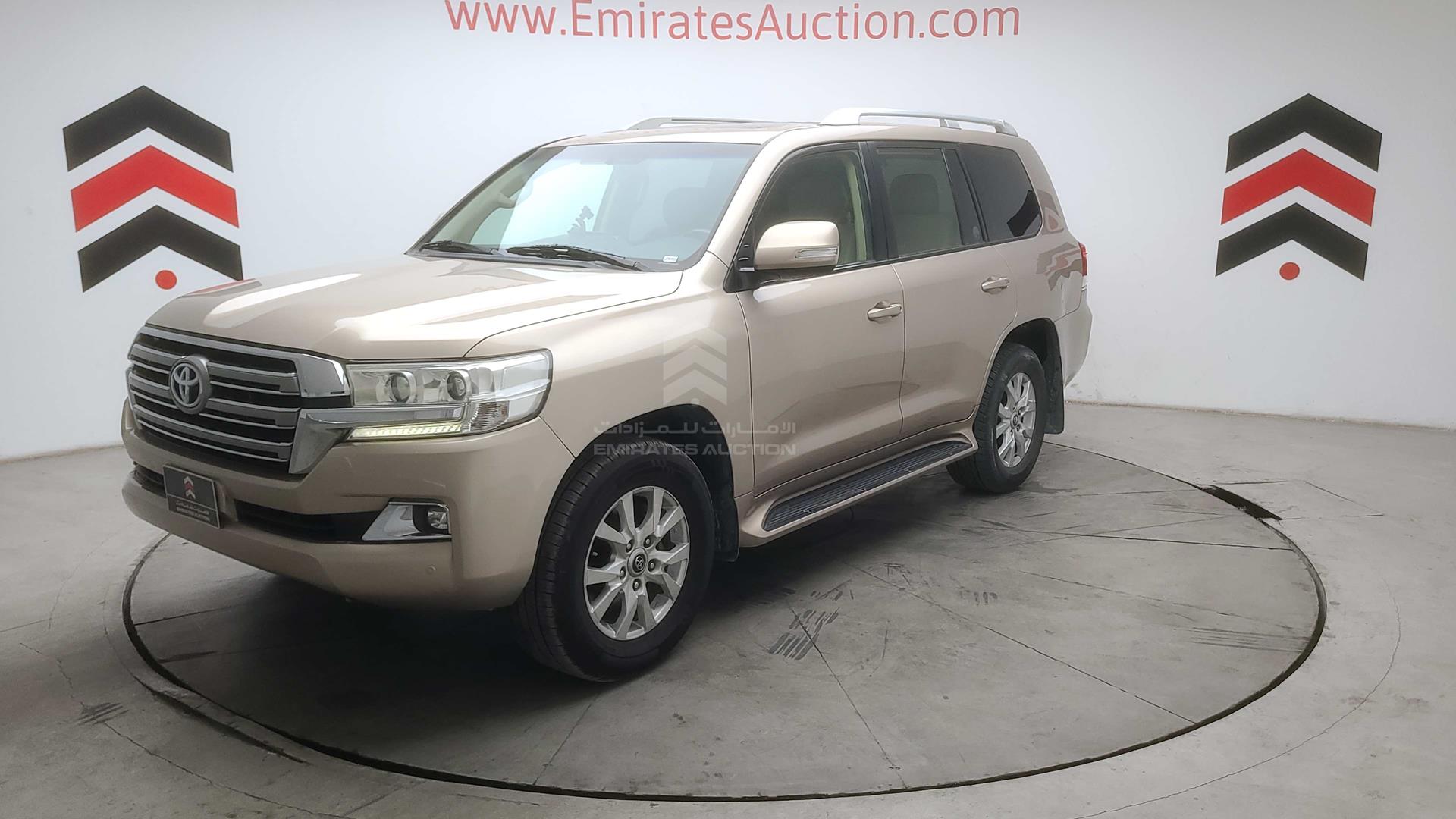 2016 TOYOTA LAND CRUISER VIN: JTMHU01JXG4126352