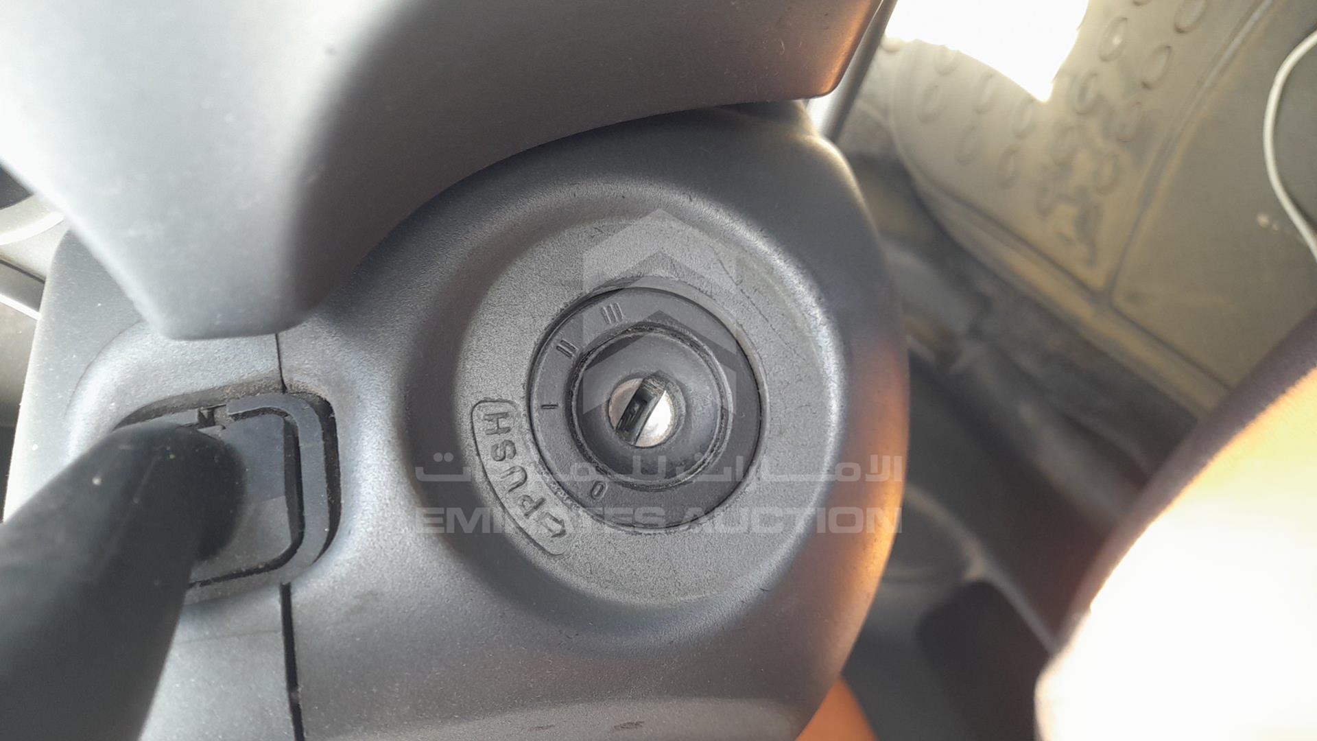 2004 HONDA JAZZ VIN: JHMGD18674S400163