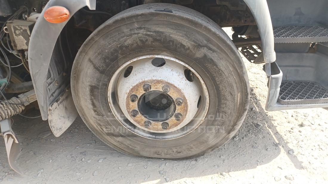 Iveco — Front Right Tyre — Photo 42
