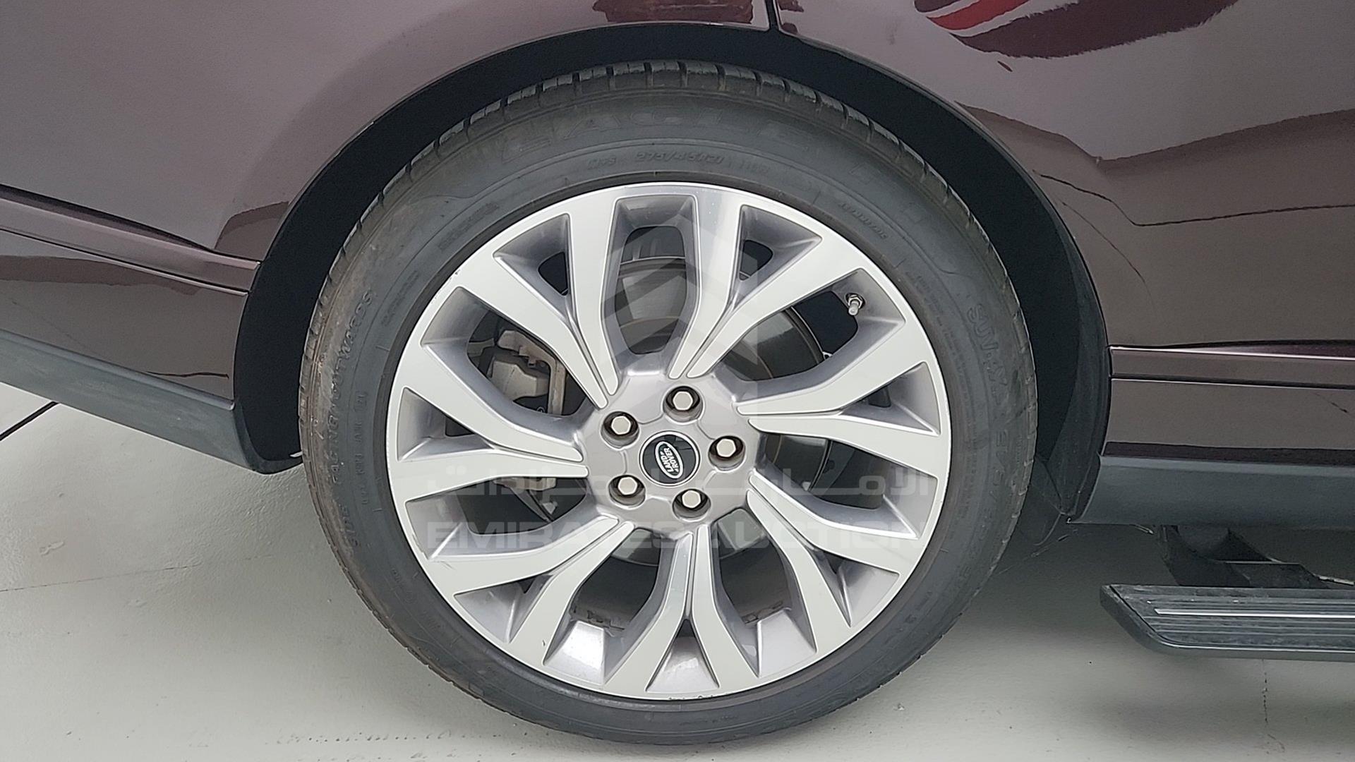 2018 RANGE ROVER VOGUE VIN: SALGA2BV3JA503204