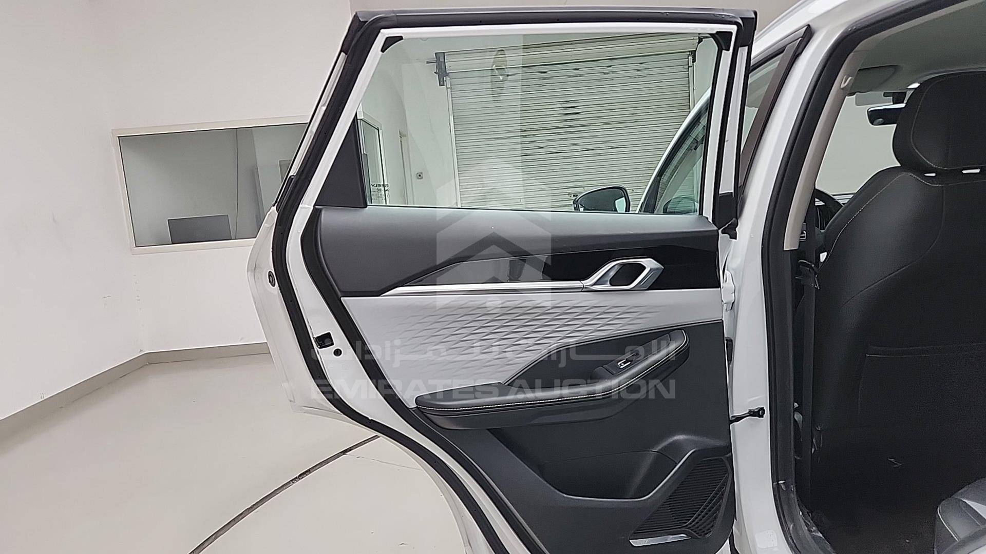 2024 GEELY COOLRAY VIN: LB3762KZXRX506563