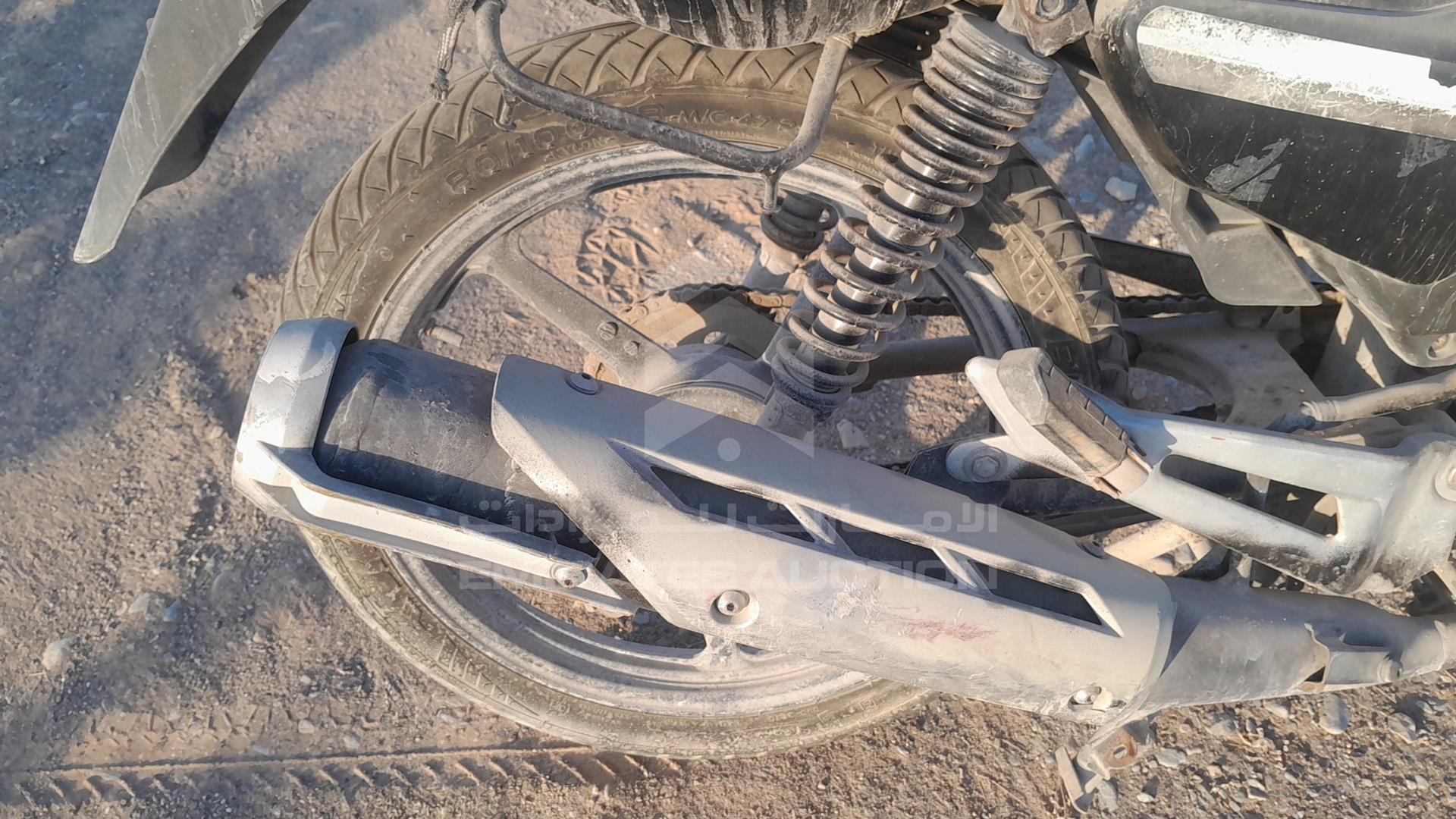 0 YAMAHA MOTORBIKE VIN: LBPPCJLL5B0072787