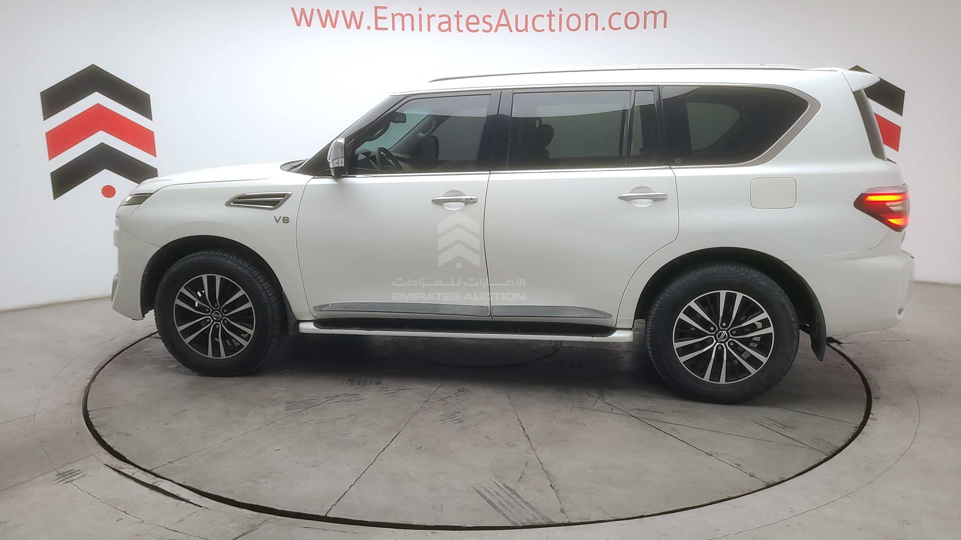 2011 NISSAN PATROL VIN: JN8AY25YXB9013588