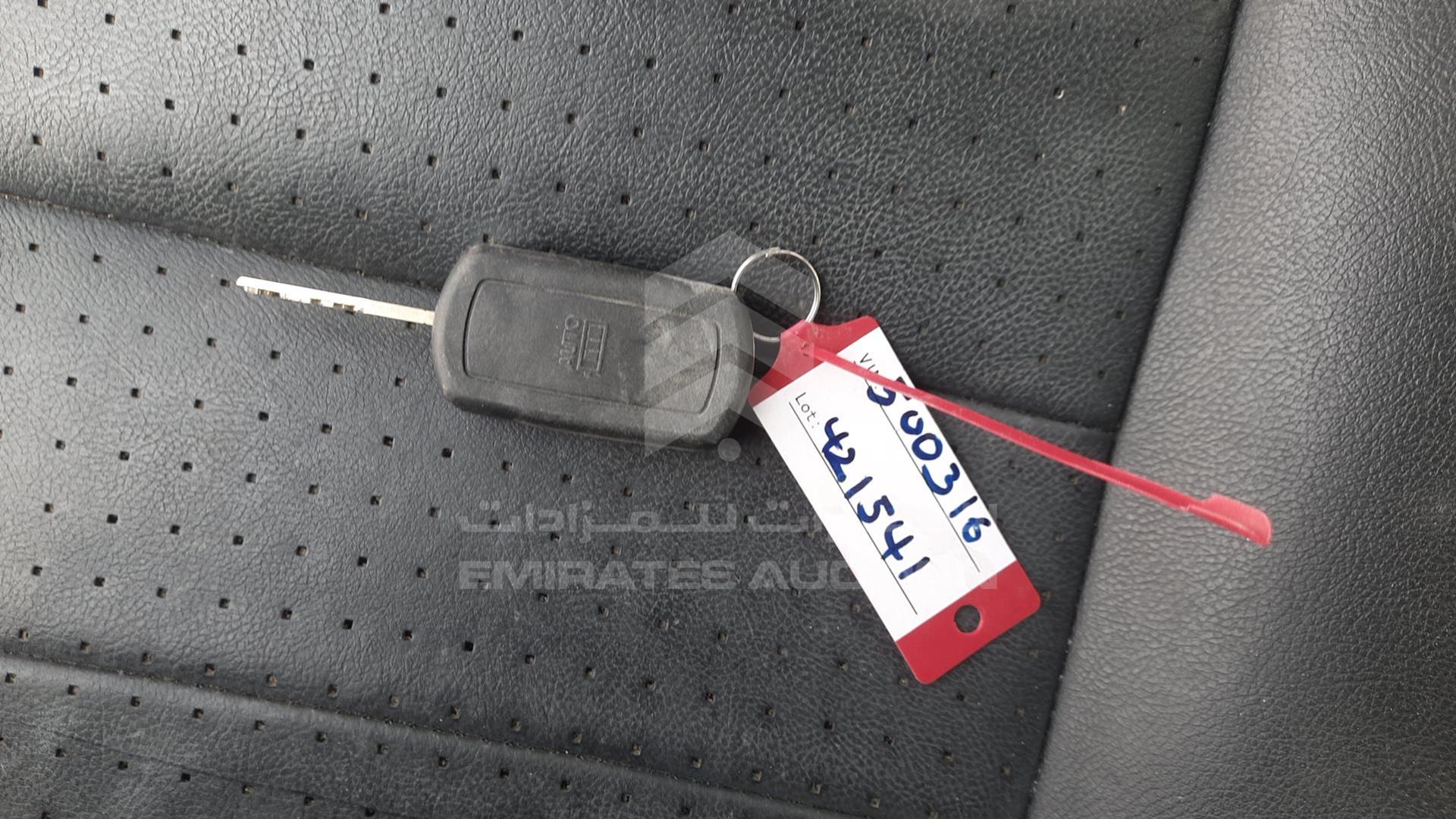 2009 LAND ROVER LR3 VIN: SALLAAA449A500316