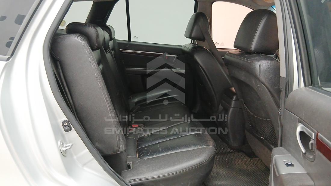 هيونداي سانتا في 2010 — زاوية الراكب الخلفي اليمنى — صورة 27