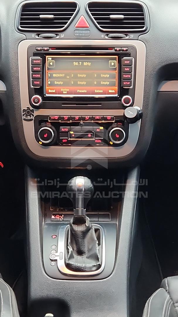 2011 VOLKSWAGEN SCIROCCO VIN: WVWBE2134BV013676