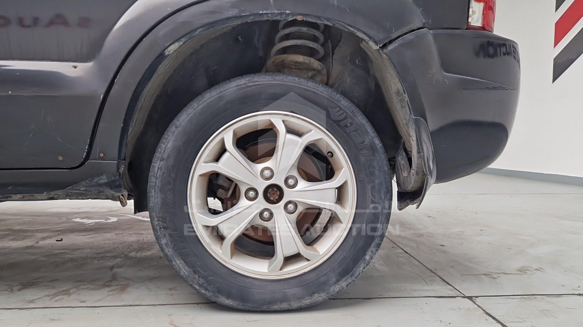 2009 HYUNDAI TUCSON VIN: KMHJM81B89U969425
