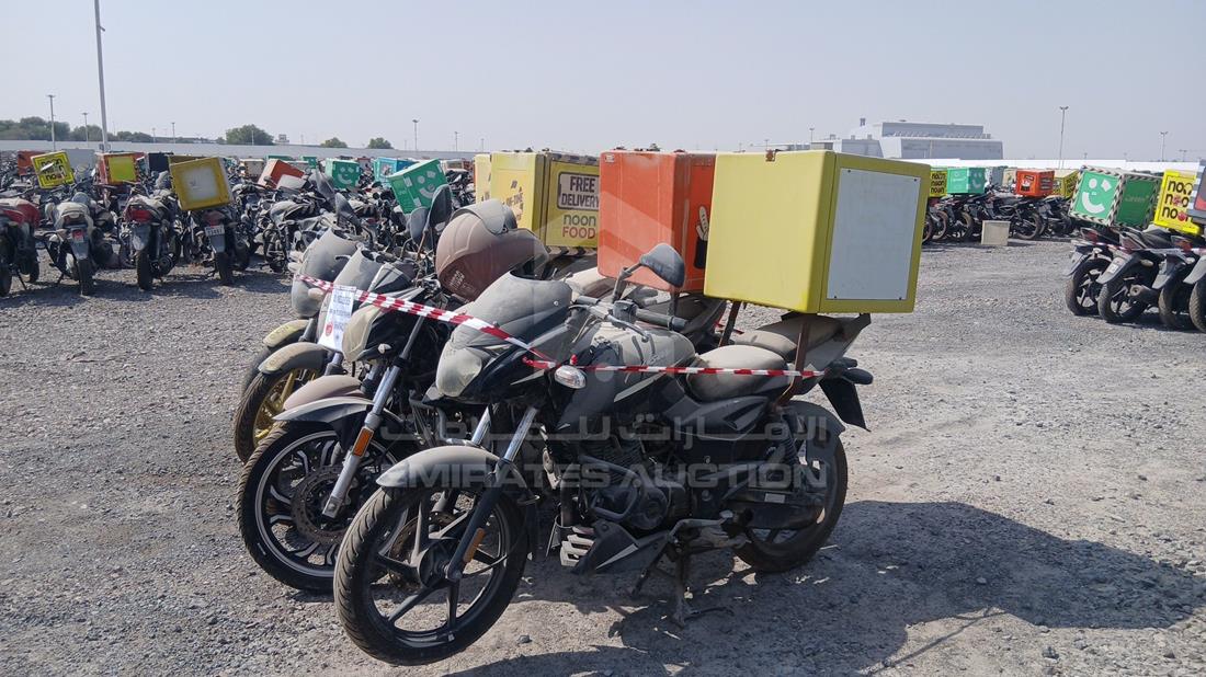 5 Motorbikes — Front Left Angle — Photo 7