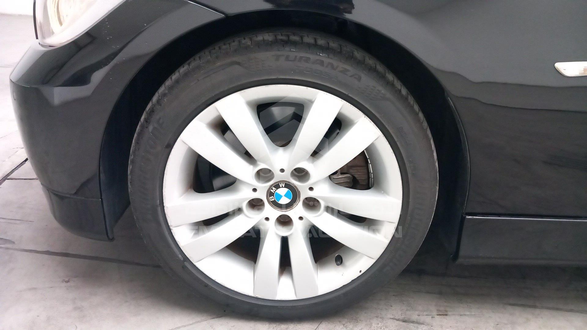 2008 BMW 330I VIN: WBAVH51068A062936
