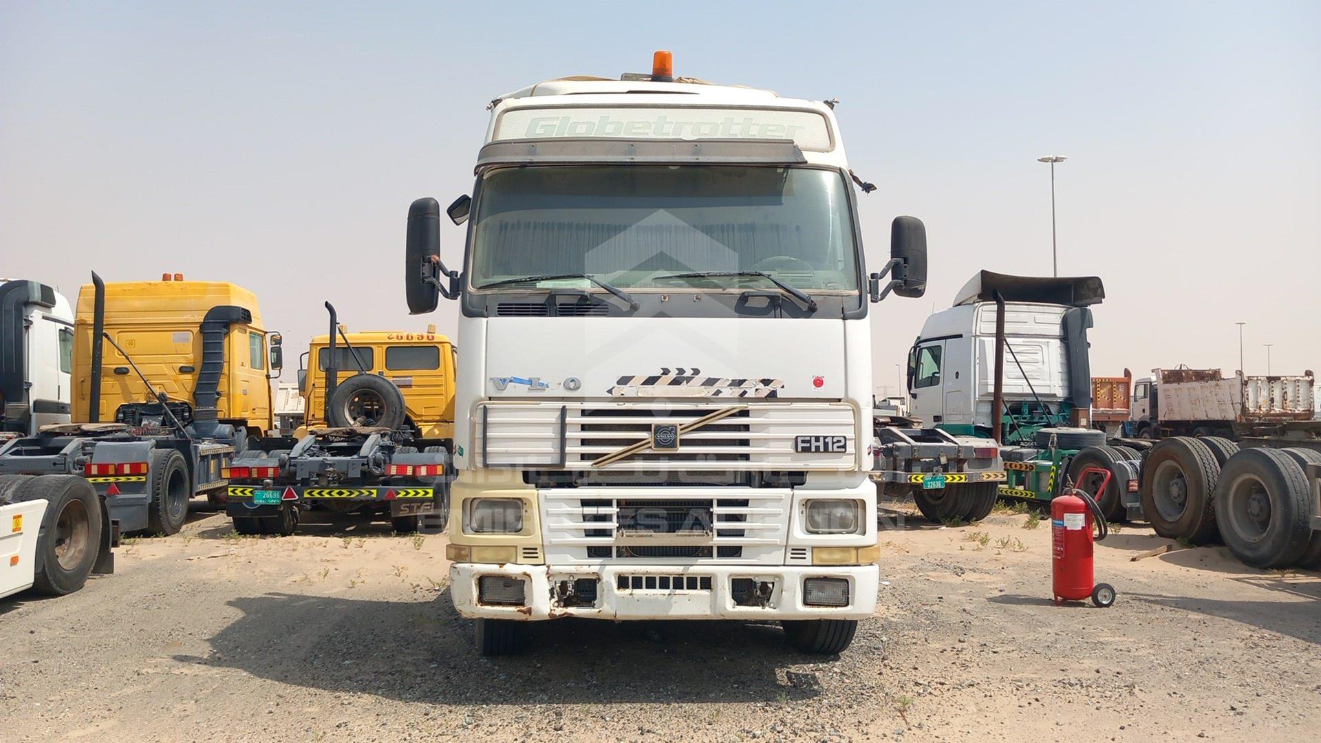 2001 VOLVO FH 12 VIN: YV2A4DBA01B272677
