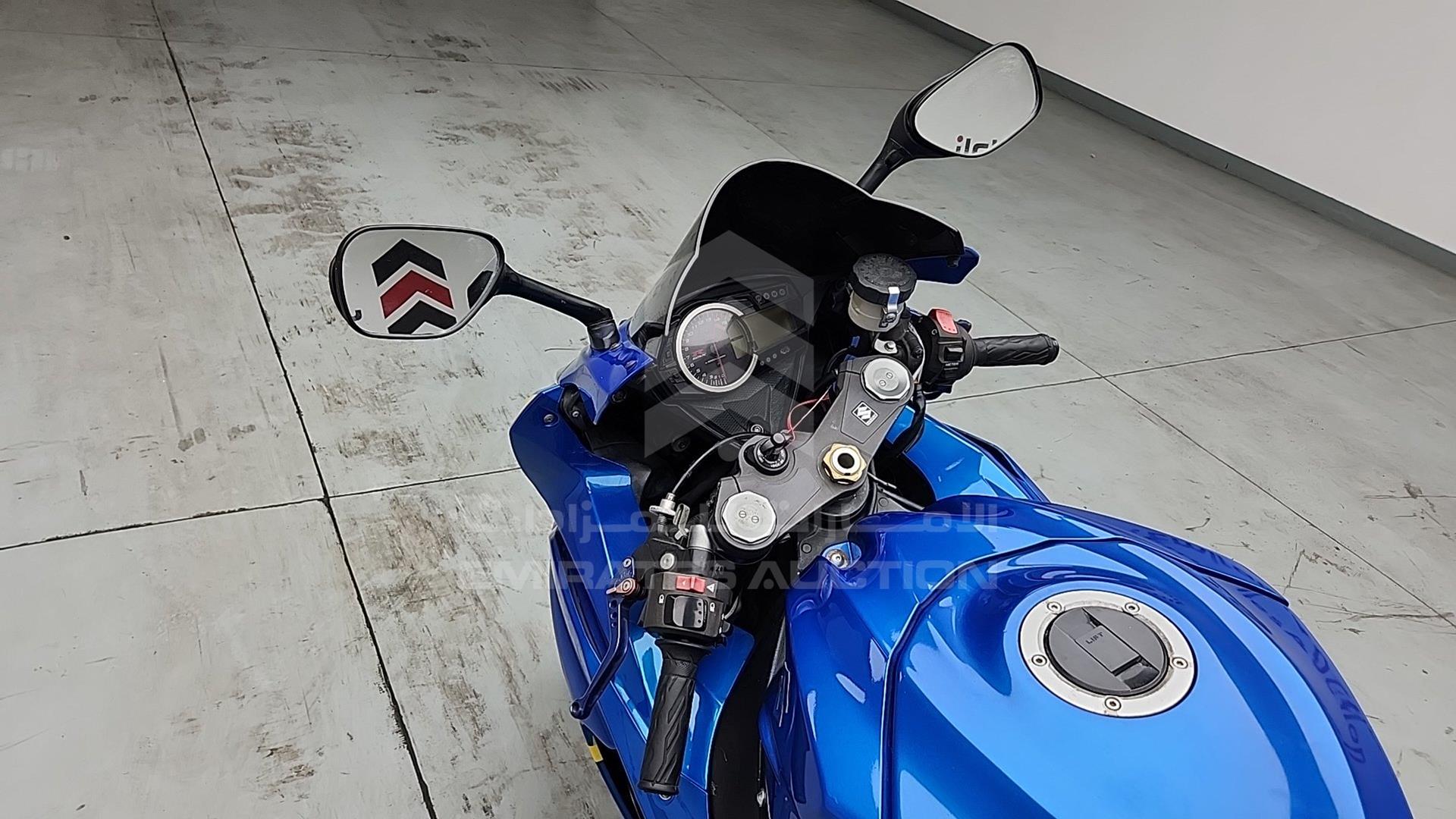 2015 SUZUKI GSXR 1000 VIN: JS1GT78A0F2100201