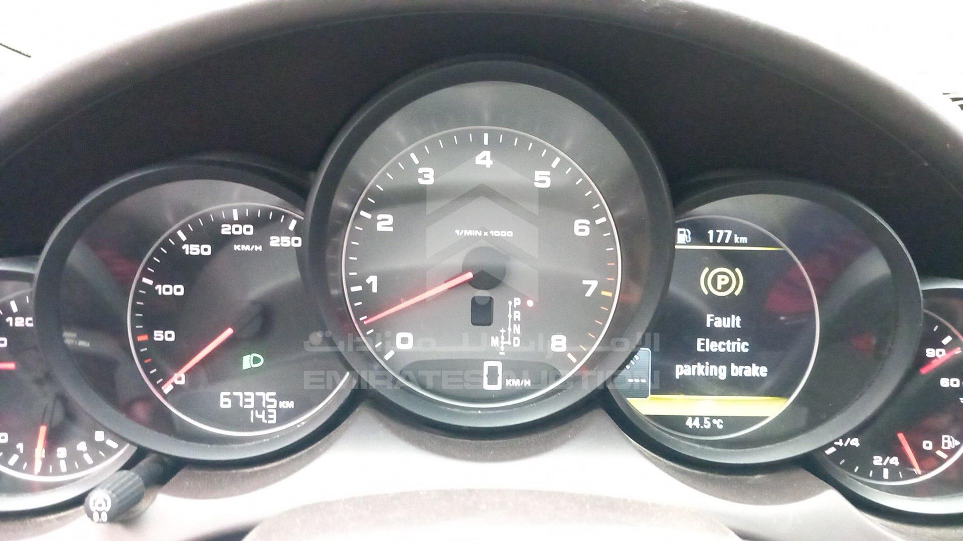 2013 PORSCHE CAYENNE VIN: WP1ZZZ92ZDLA81351