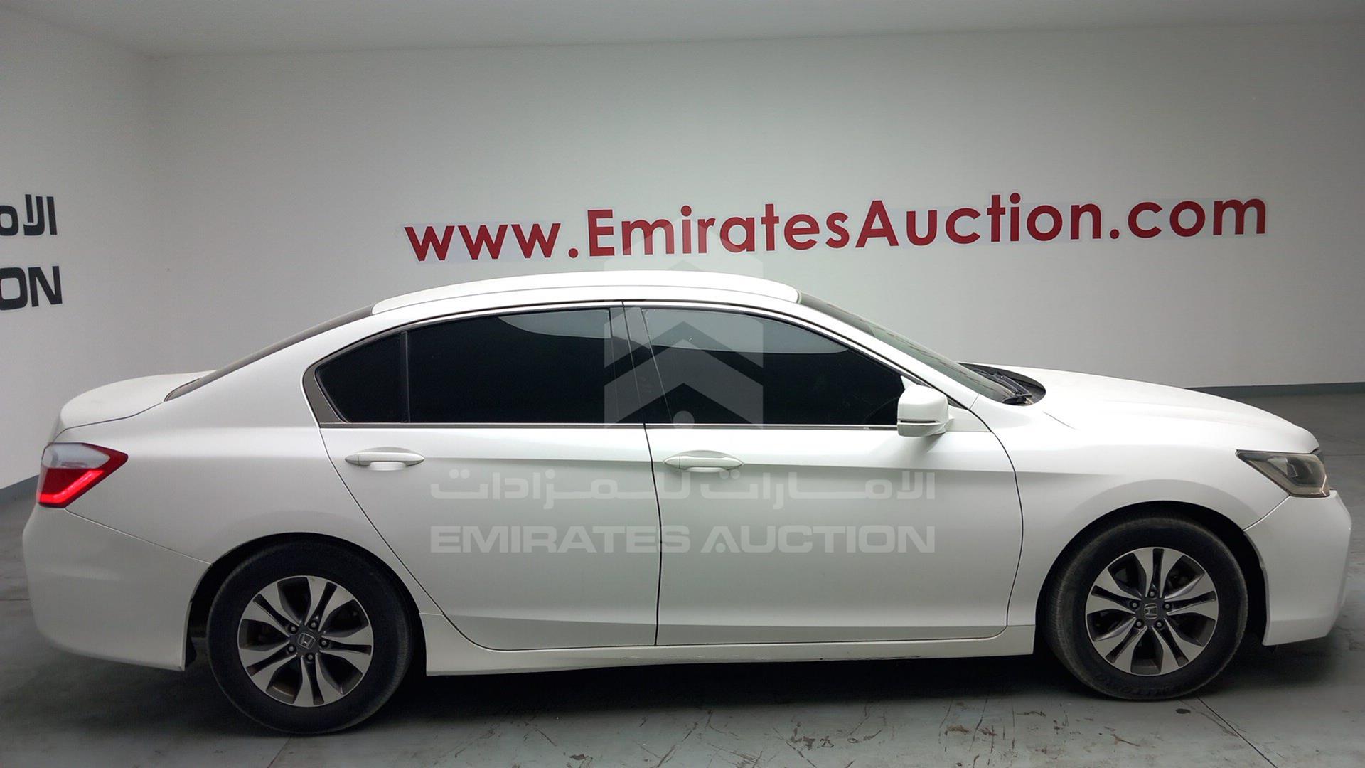2015 HONDA ACCORD VIN: LUCCR2621F3401728