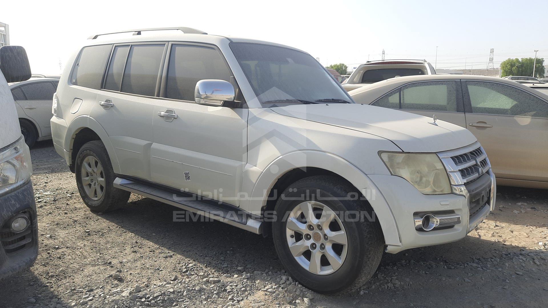 2013 MITSUBISHI PAJERO VIN: JMYLRV95WDJ704832
