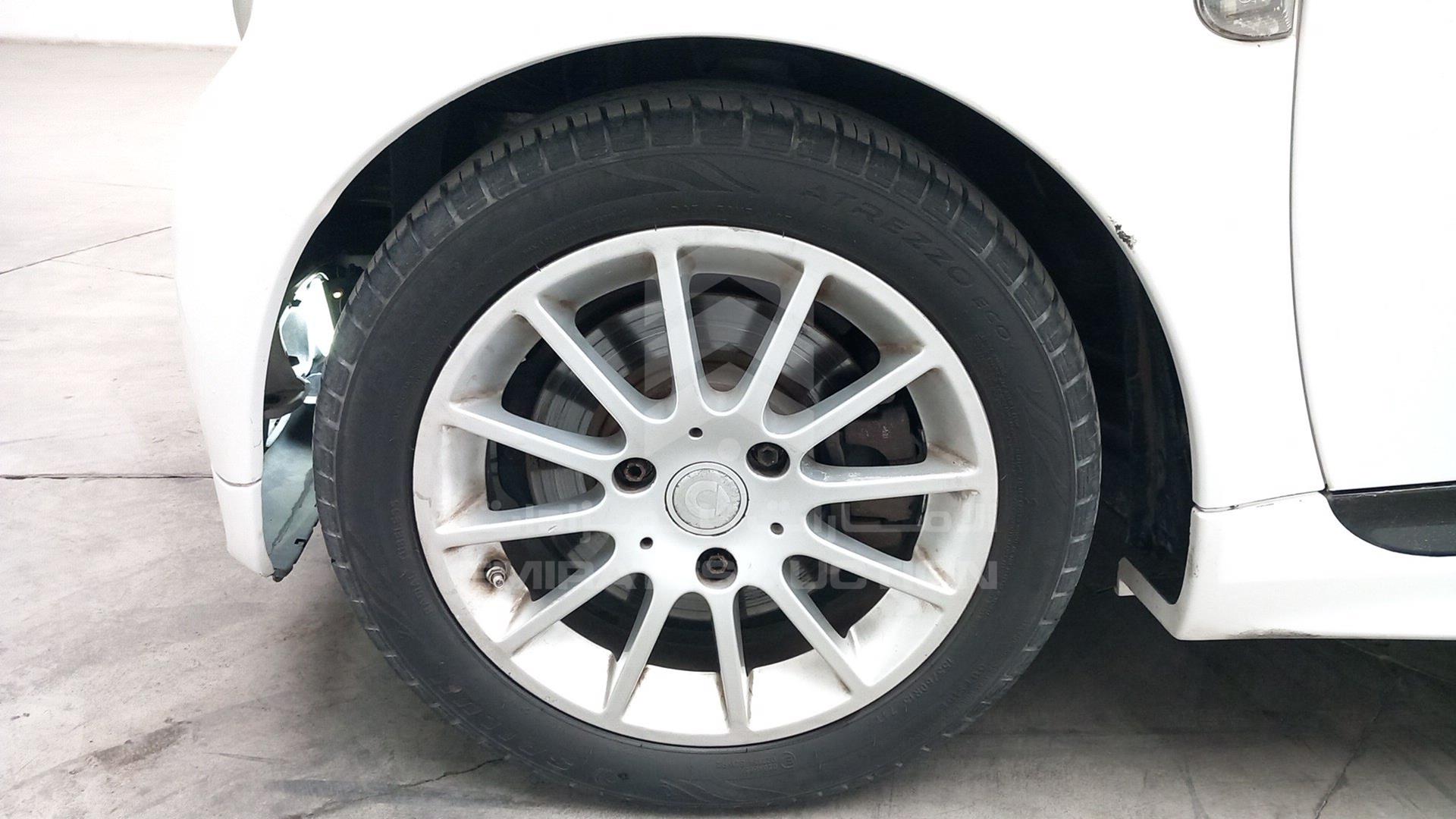 2014 SMART FORTWO VIN: WMEEJ3BA9EK739570