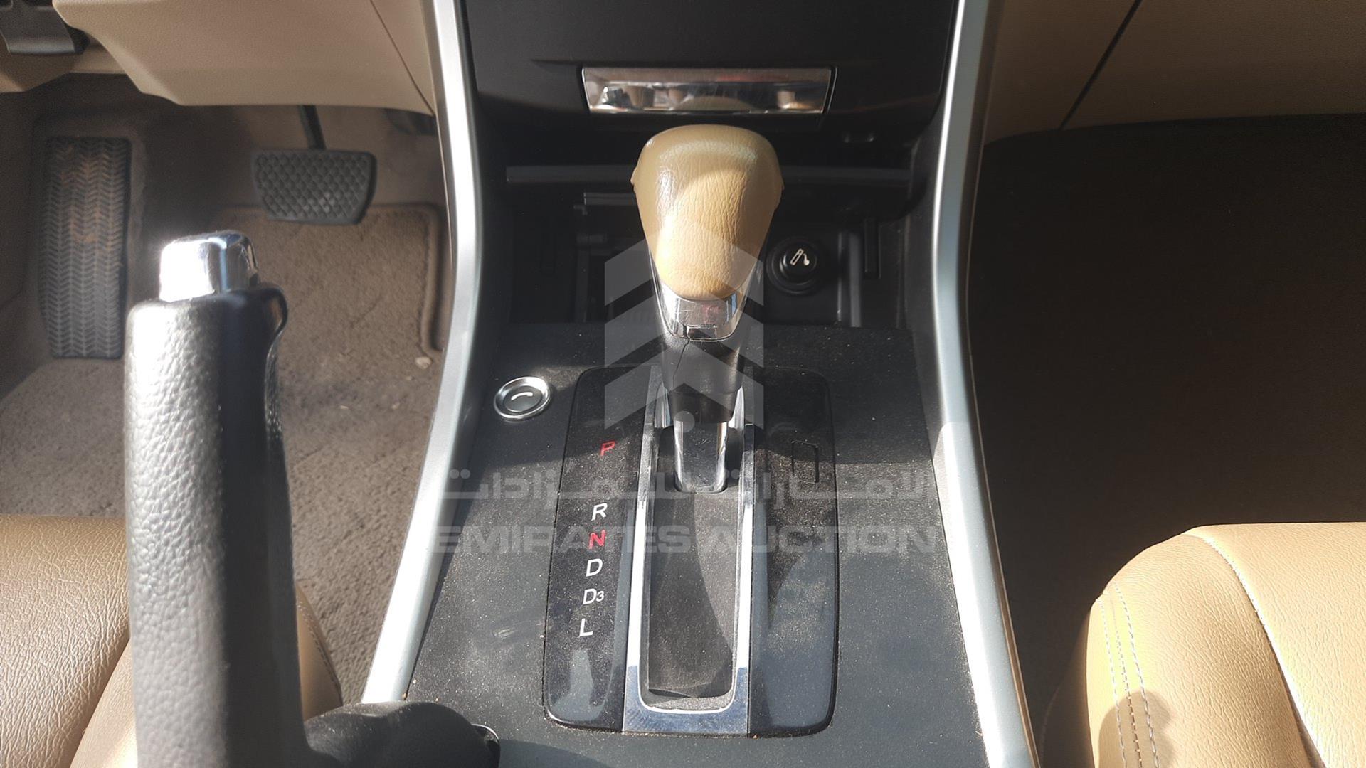 2013 HONDA ACCORD VIN: 1HGCR2637DA612178