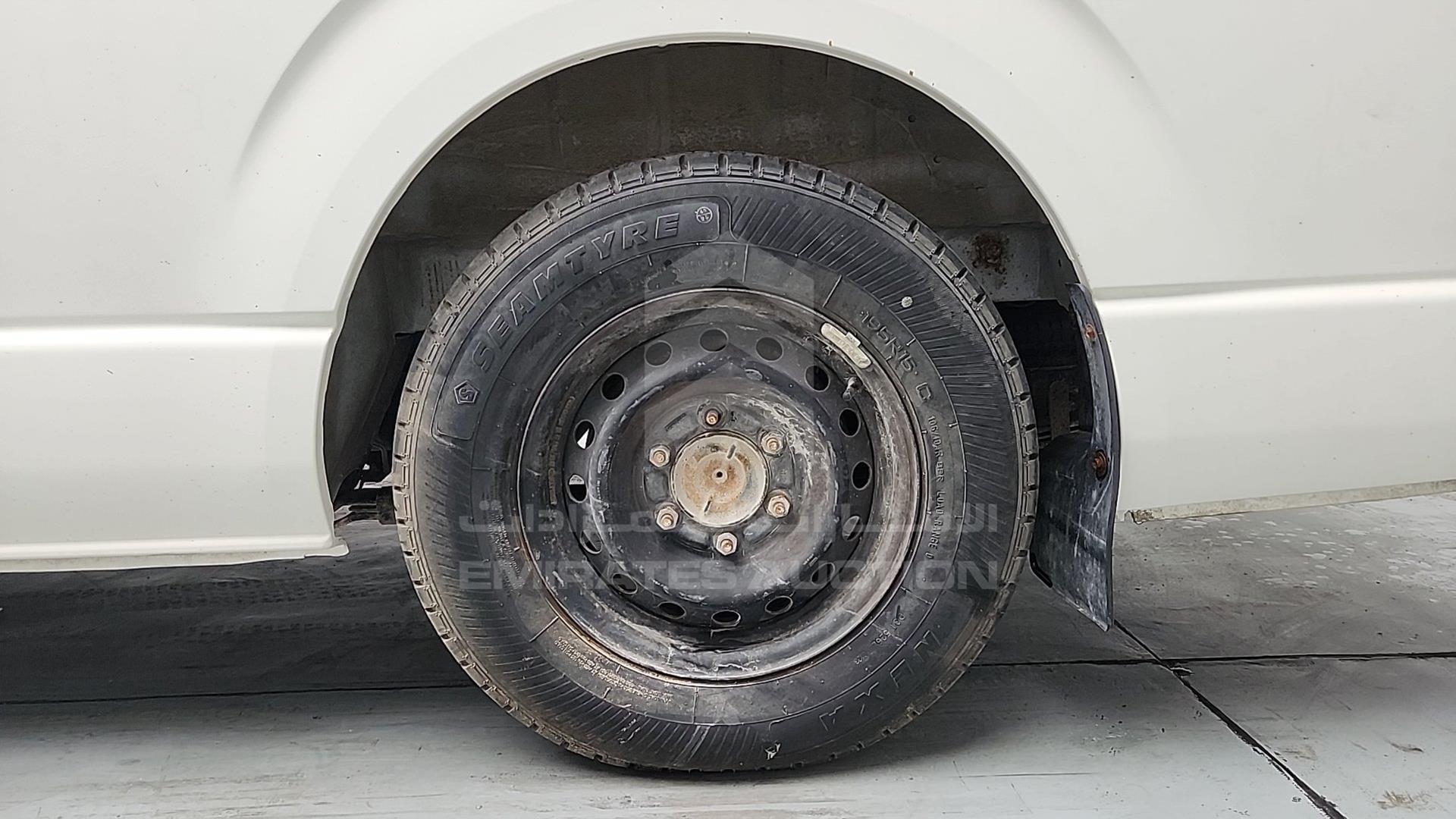 2015 TOYOTA HIACE VIN: JTGRX12P8F8046479