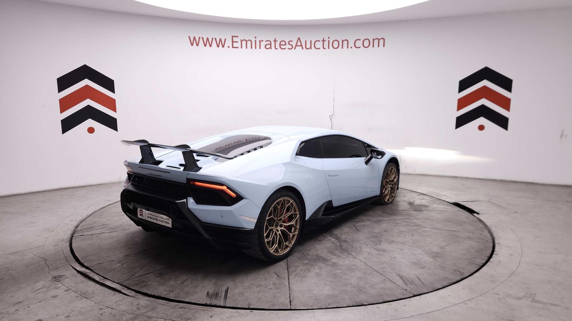 2018 LAMBORGHINI HURACAN VIN: ZHWED4ZF5JLA10123