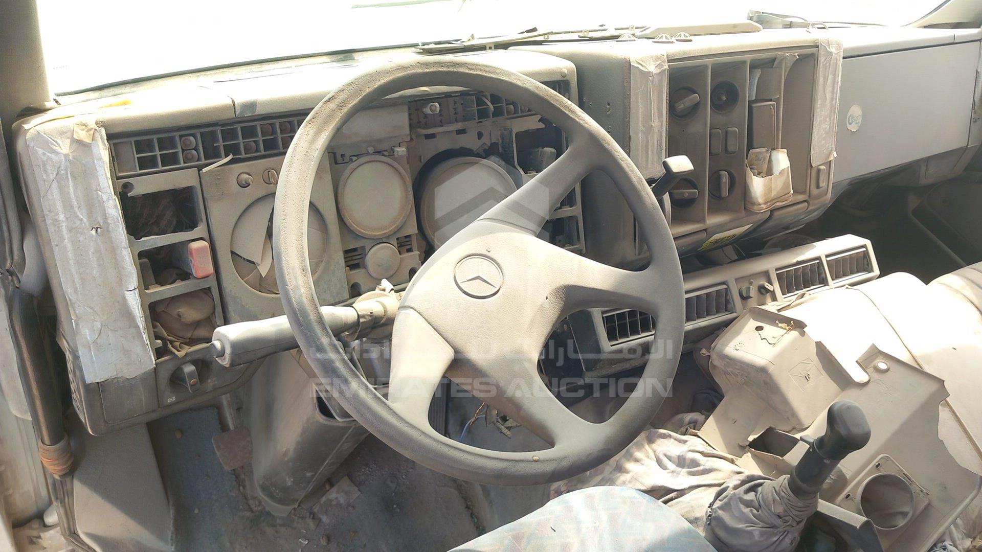 0 MERCEDES 1834 VIN: WDB6525621K173132