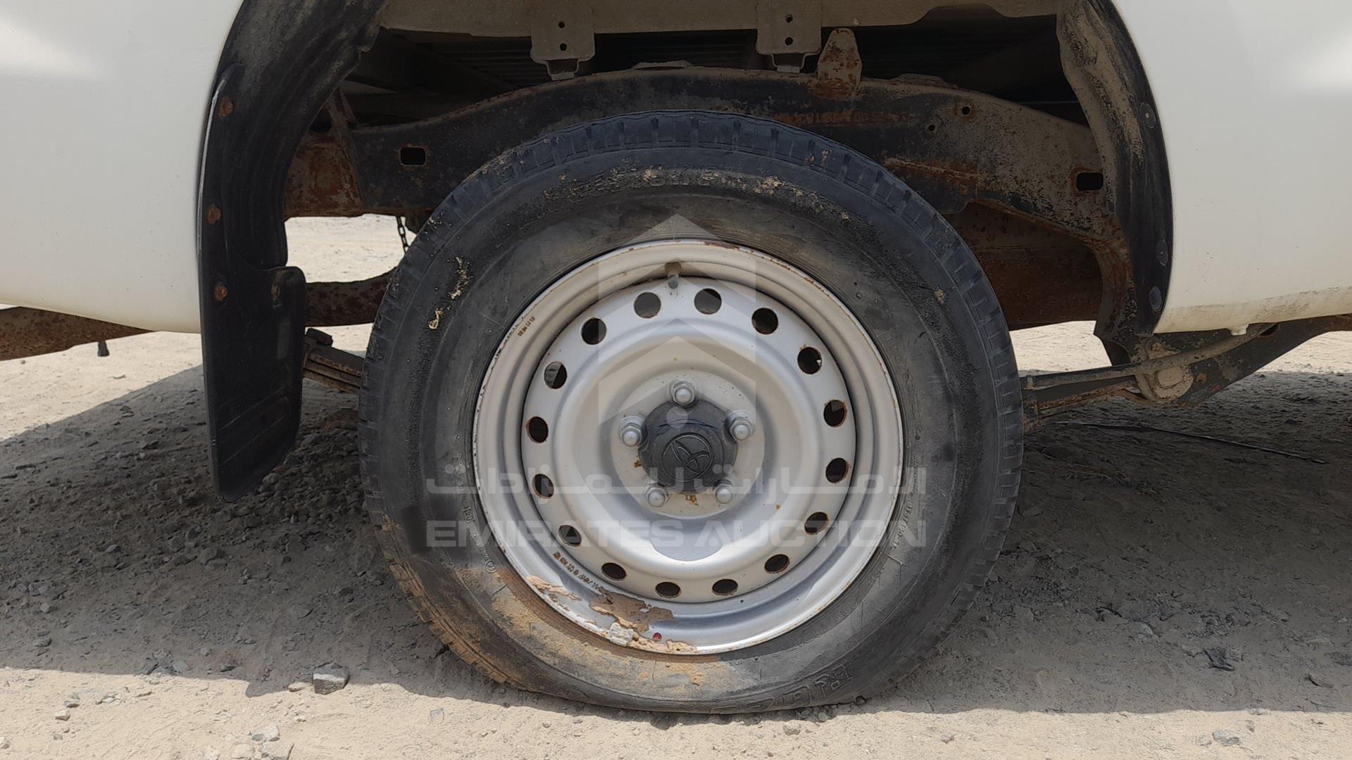 2014 TOYOTA HILUX VIN: MR0CW12G4E0033457