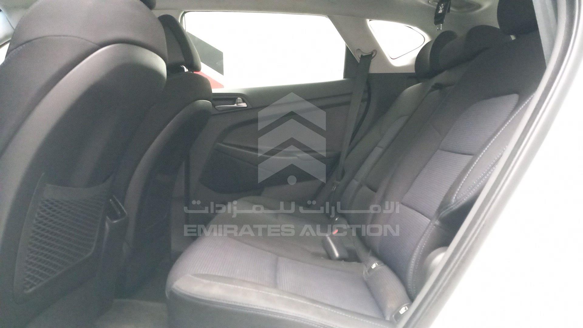 2017 HYUNDAI TUCSON VIN: TMAJ381B7HJ191503