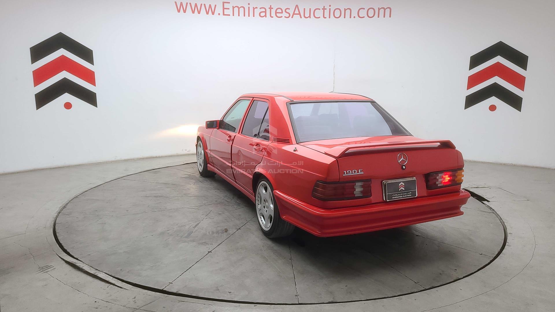 1988 MERCEDES E 190 VIN: WDB2010241F297665