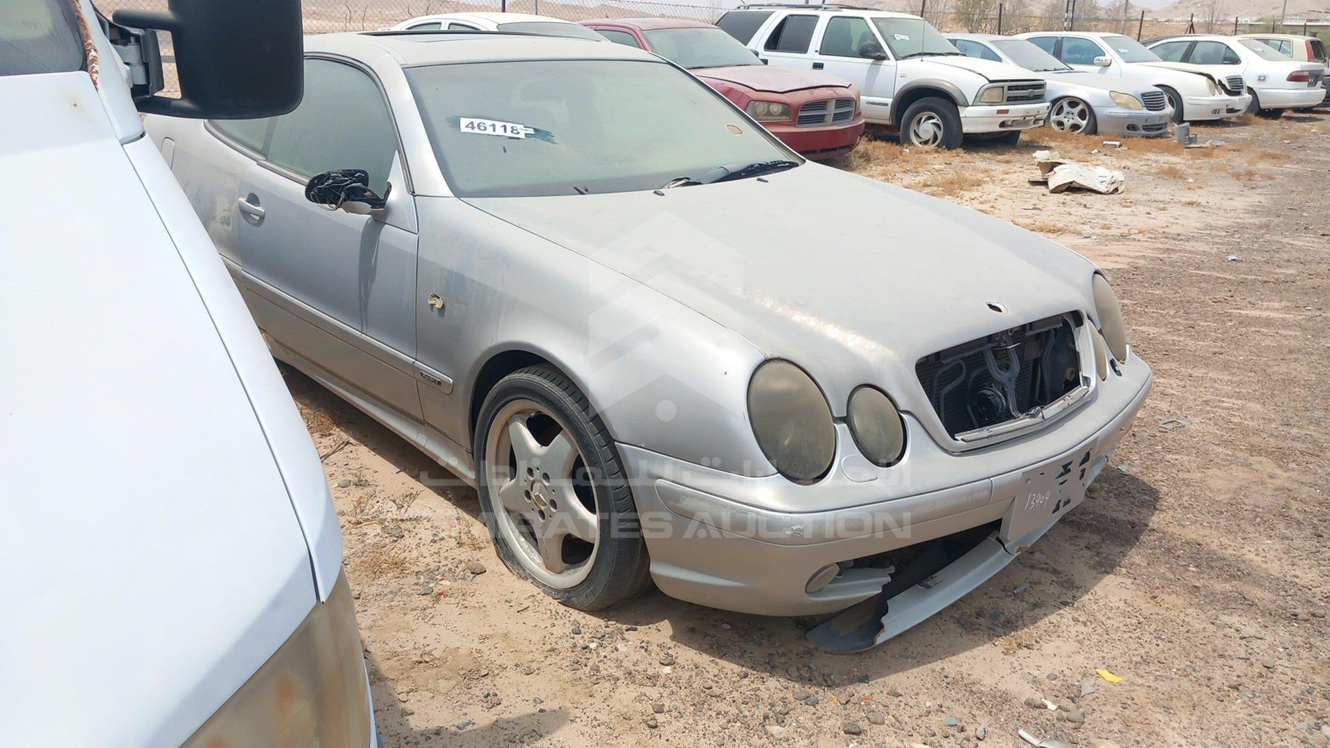 0 MERCEDES --- VIN: WDB2083651F024839