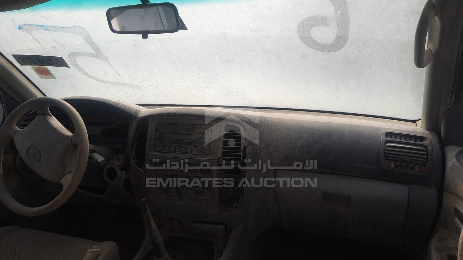 2004 TOYOTA LAND CRUISER VIN: JTECB09J943013719